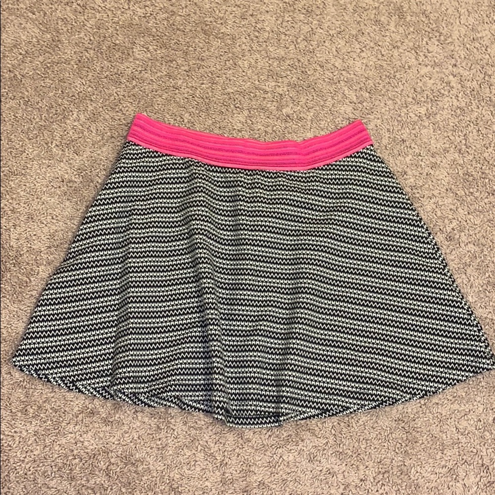 Bold Print skirt, size L